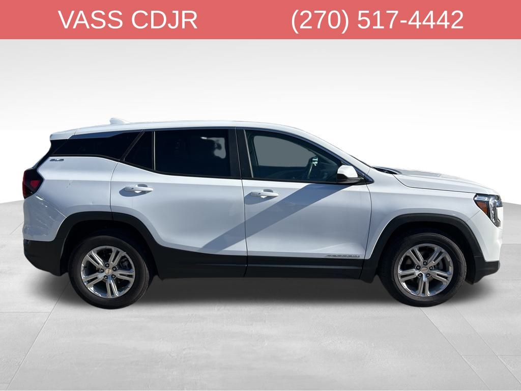 2024 Gmc Terrain SLE photo 3