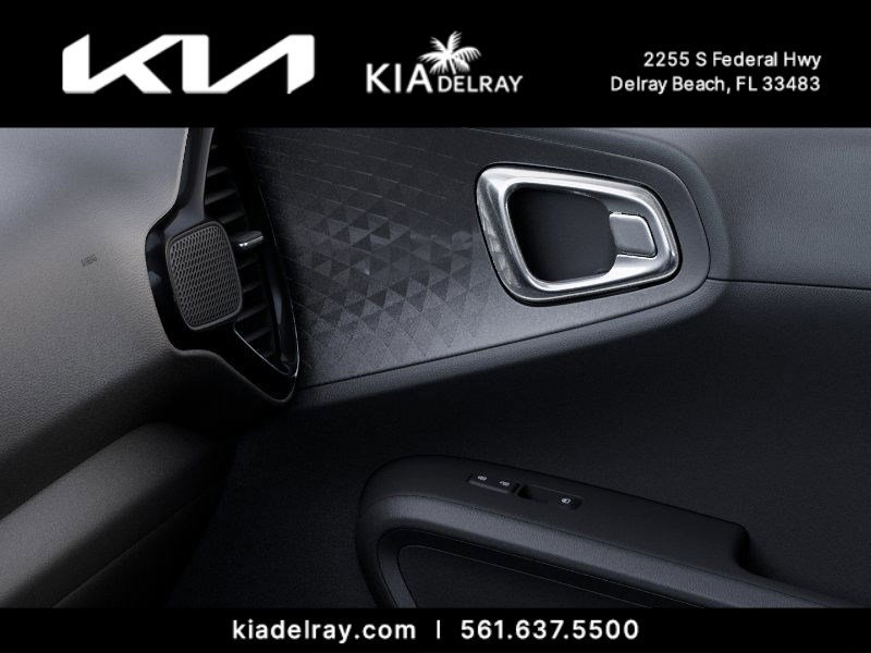 2025 Kia Soul EX photo 17