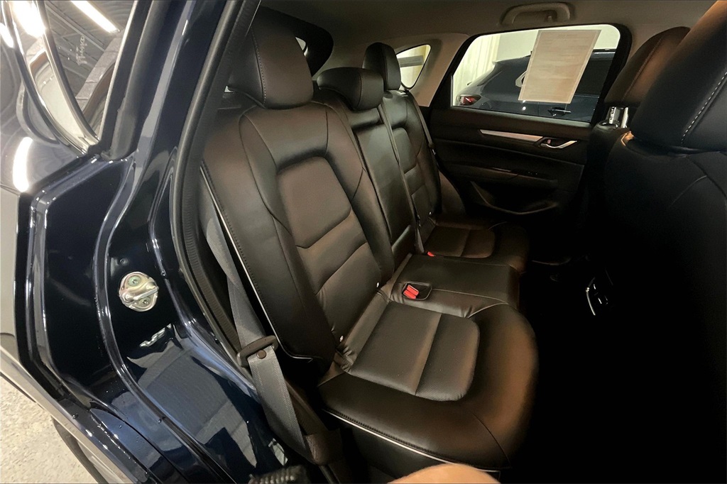 2025 Mazda CX-5 2.5 Select photo 26