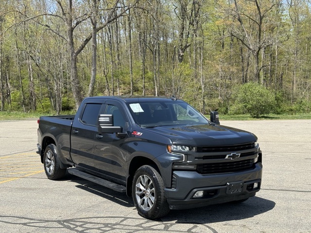 2021 Chevrolet Silverado 1500 RST photo 3