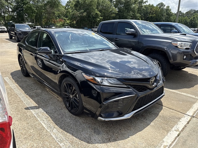 2023 Toyota Camry XSE photo 3