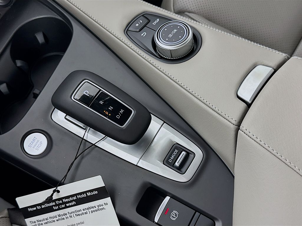 2025 Infiniti QX50 Luxe photo 17
