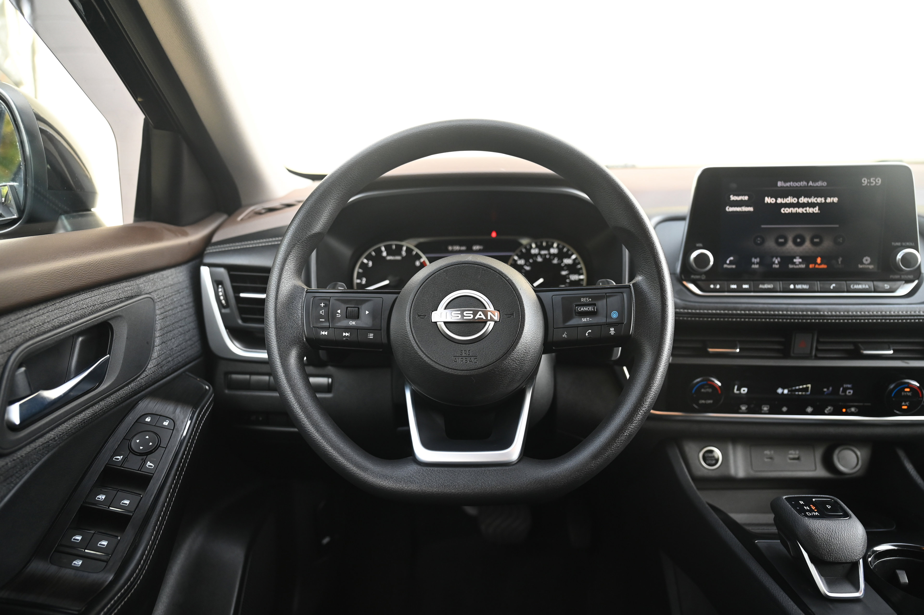 2023 Nissan Rogue SV photo 26
