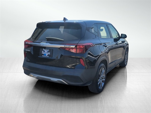 2022 Kia Seltos LX photo 3