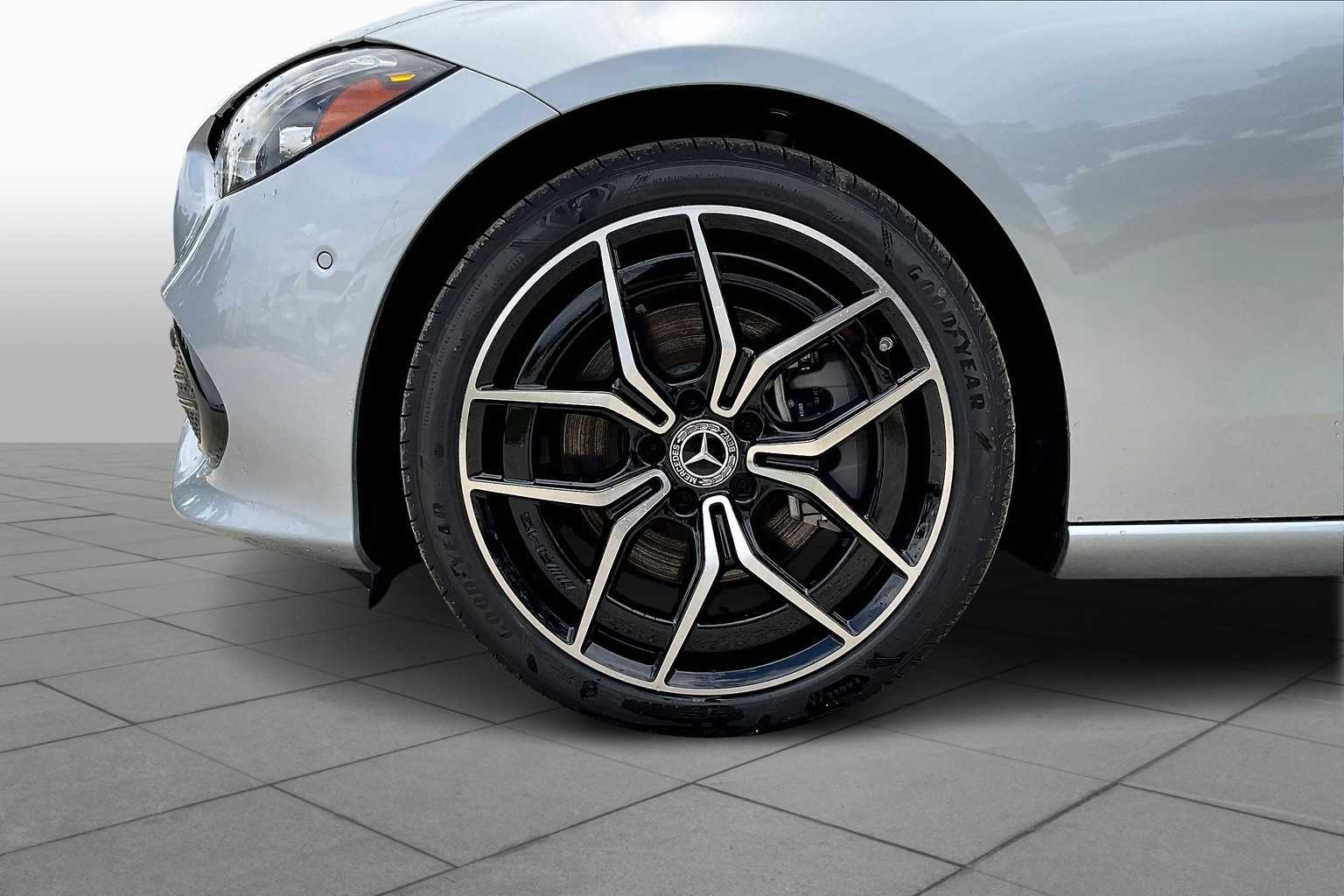 2025 Mercedes Benz C 300 photo 15