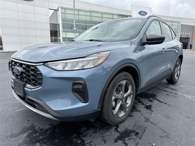 2025 Ford Escape ST-Line's photo