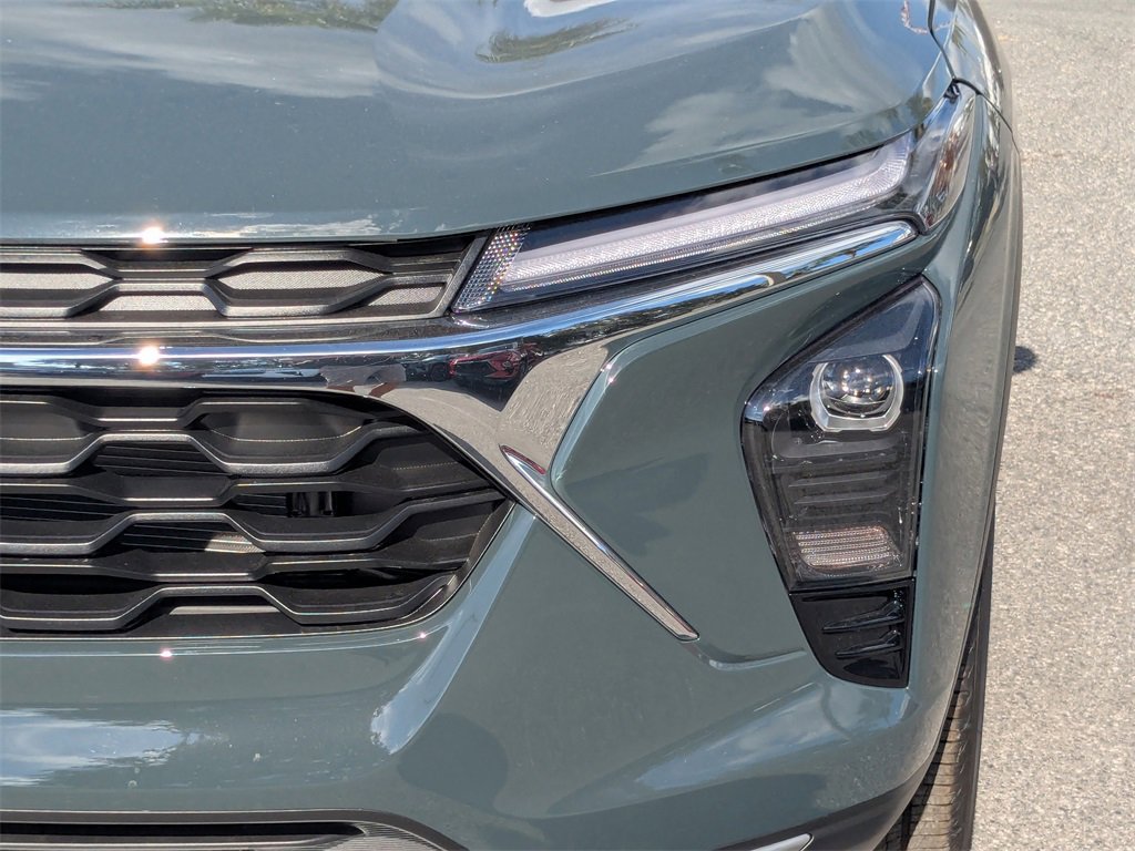 2026 Chevrolet Trax LT photo 4