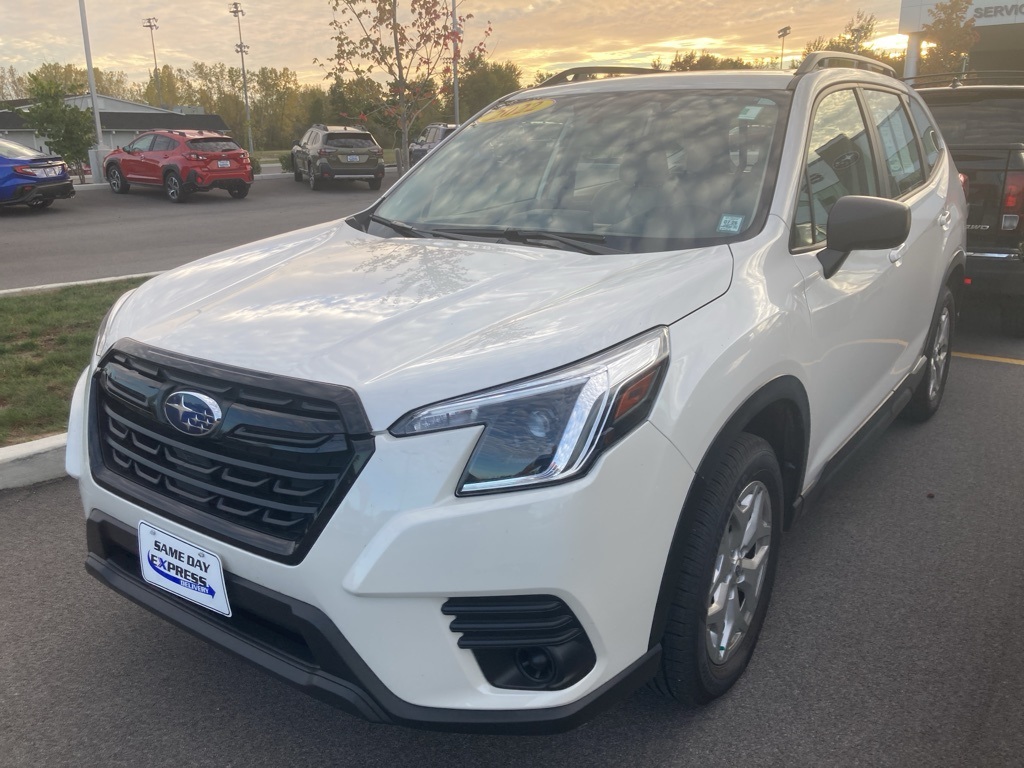 2022 Subaru Forester Base photo 2