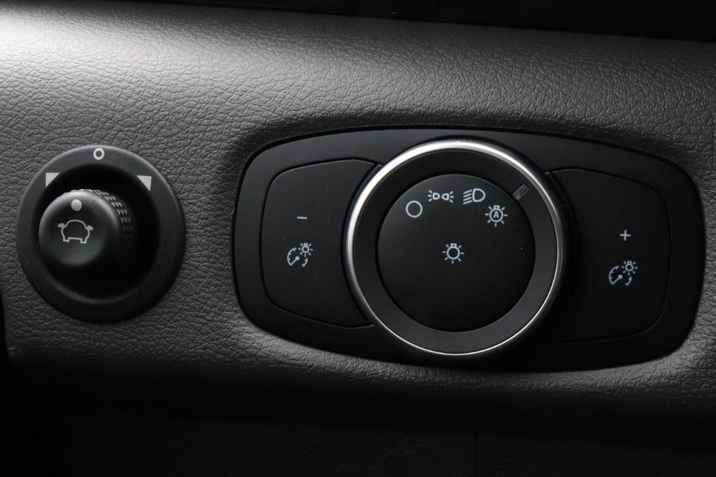 2025 Ford Transit photo 14