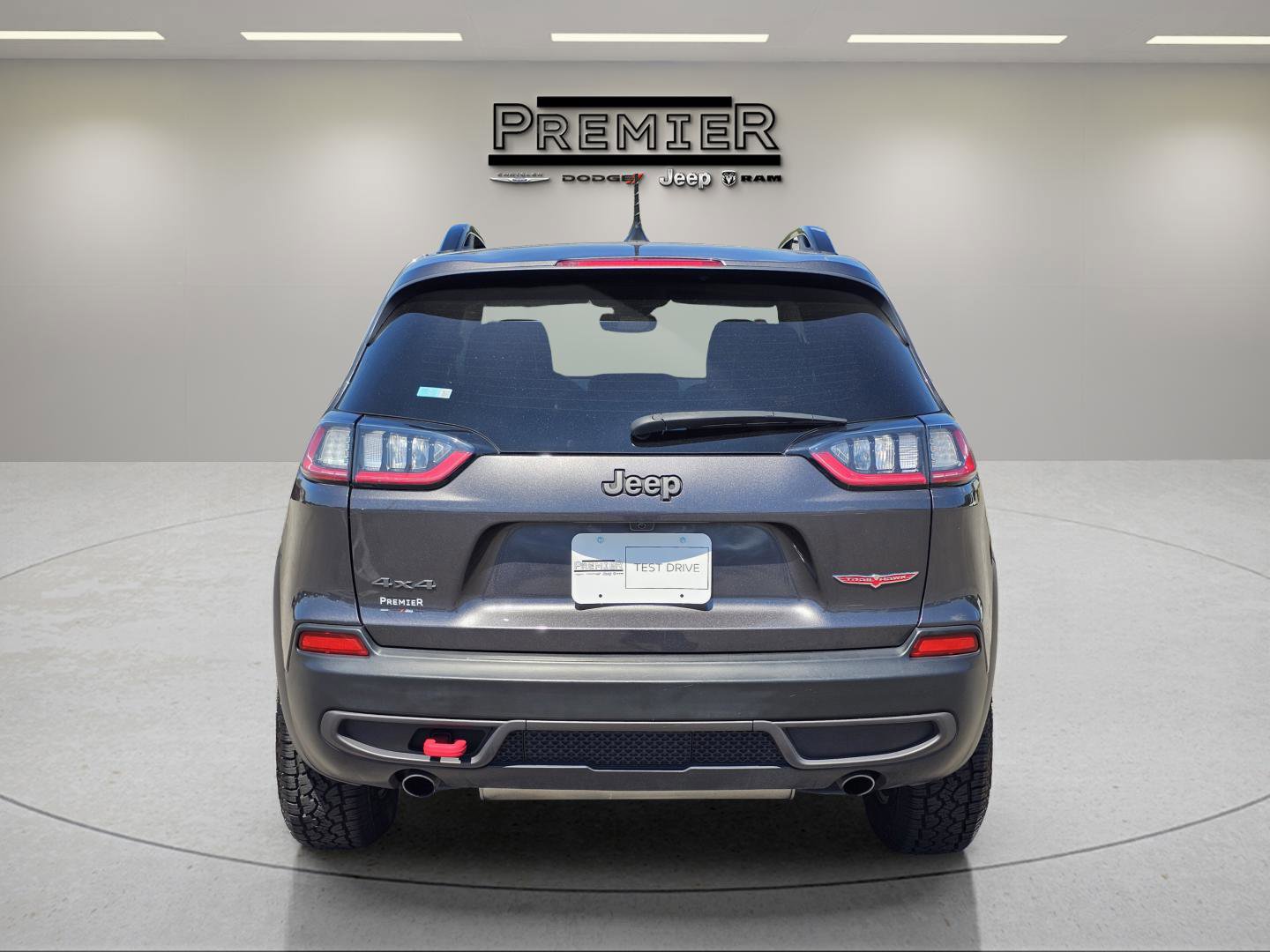2022 Jeep Cherokee Trailhawk photo 6