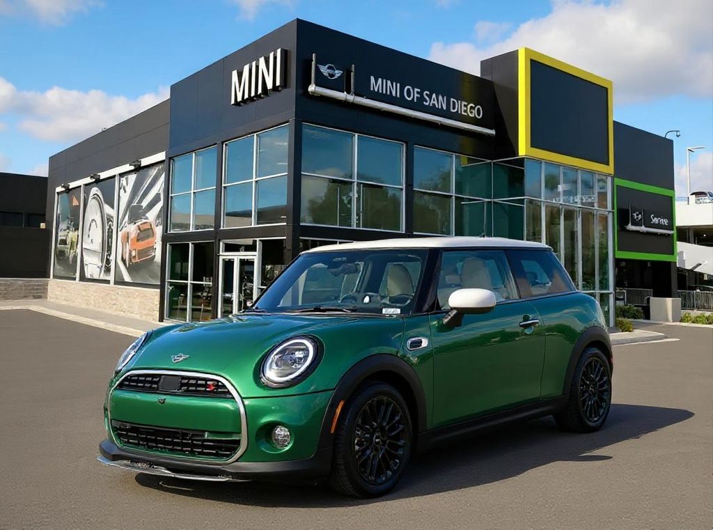 2026 MINI Hardtop 2 Door S's photo