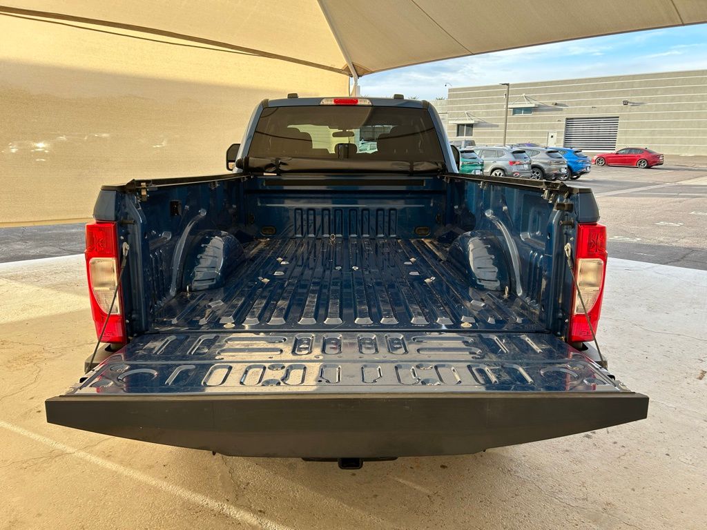 2022 Ford F-350 photo 3