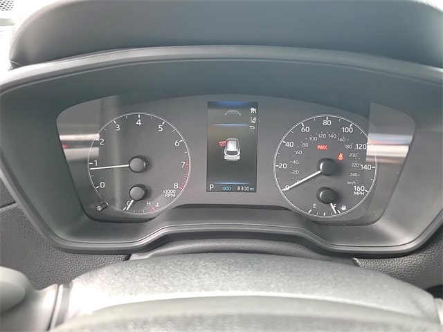 2024 Toyota Corolla Cross LE photo 15