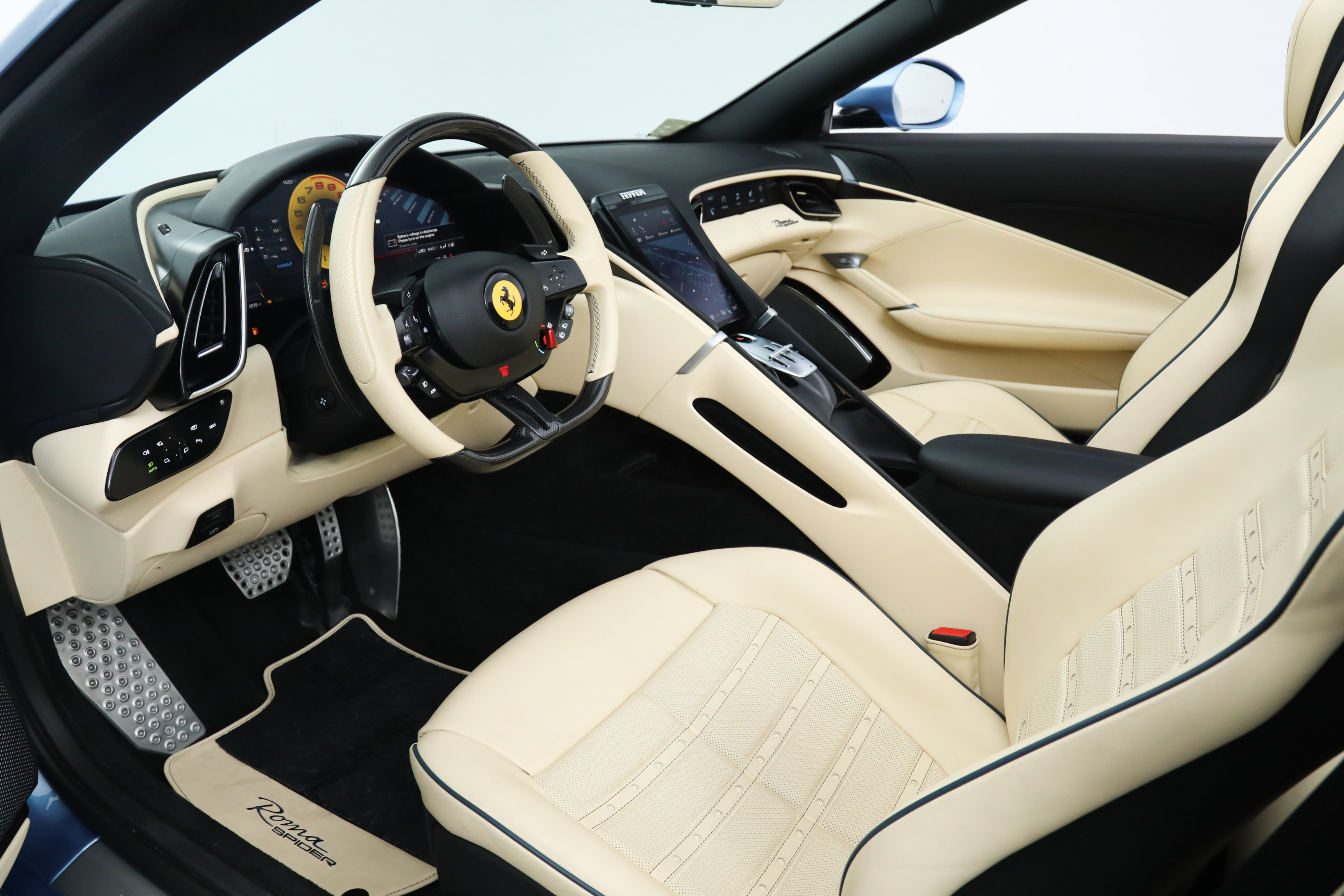2025 Ferrari Roma Spider photo 2