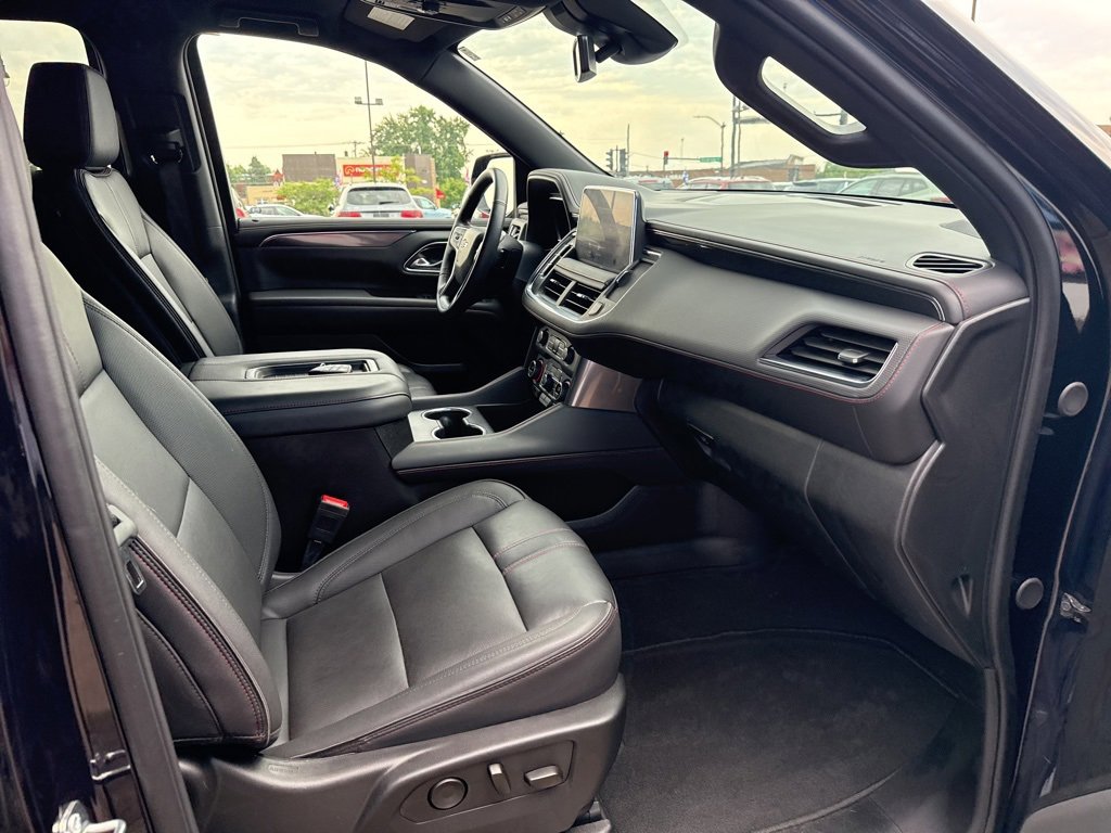 2024 Chevrolet Tahoe RST photo 27