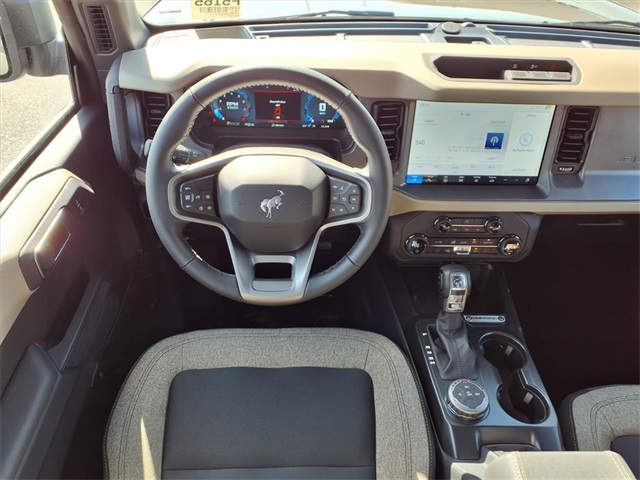 2025 Ford Bronco Big Bend photo 6