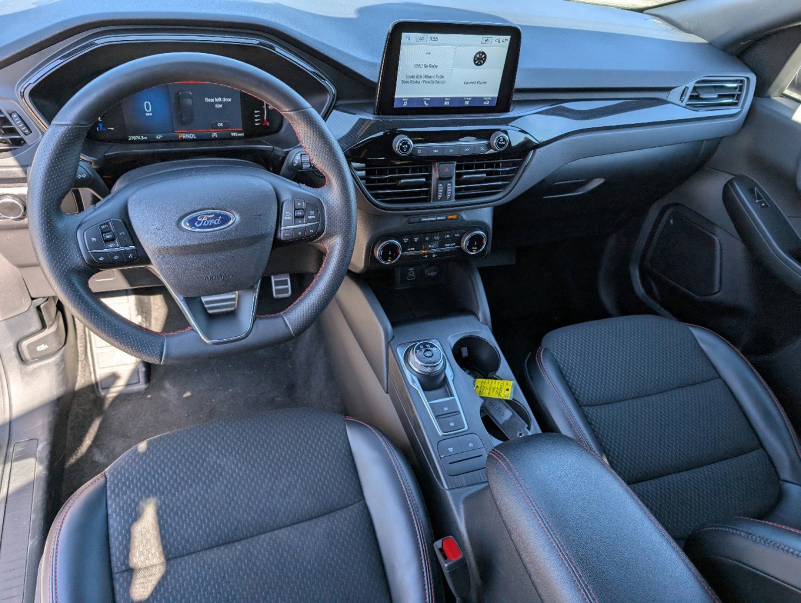 2024 Ford Escape ST-Line photo 18