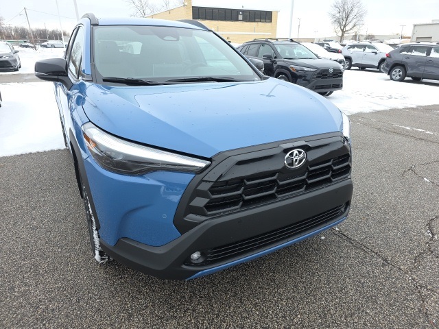 2026 Toyota Corolla Cross XLE's photo