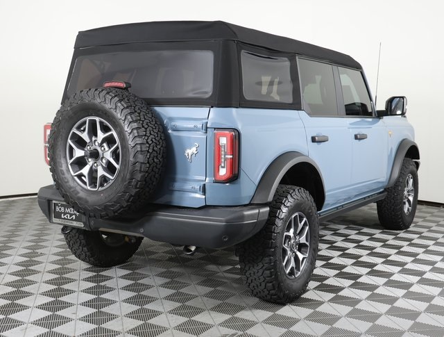 2023 Ford Bronco Badlands photo 4
