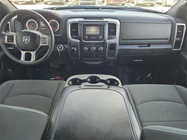 2024 Ram 1500 SLT Warlock photo 9