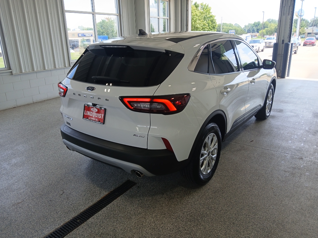 2023 Ford Escape Active photo 3