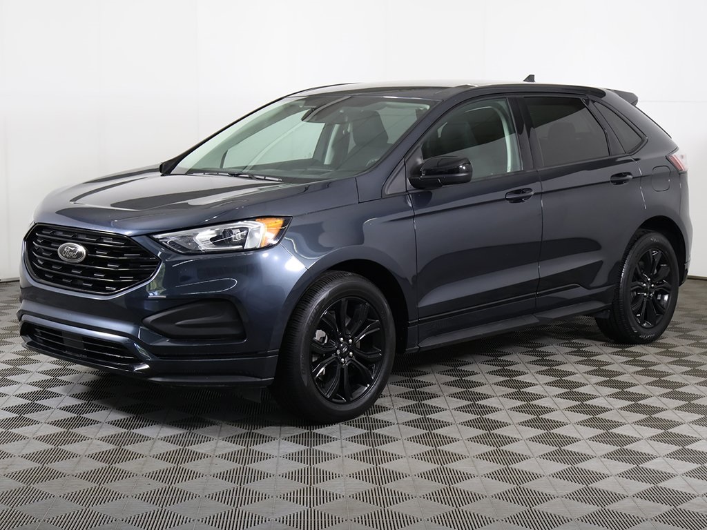 2022 Ford Edge SE photo 5