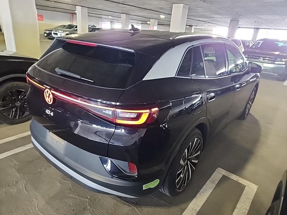 2023 Volkswagen ID.4 Pro Plus photo 2