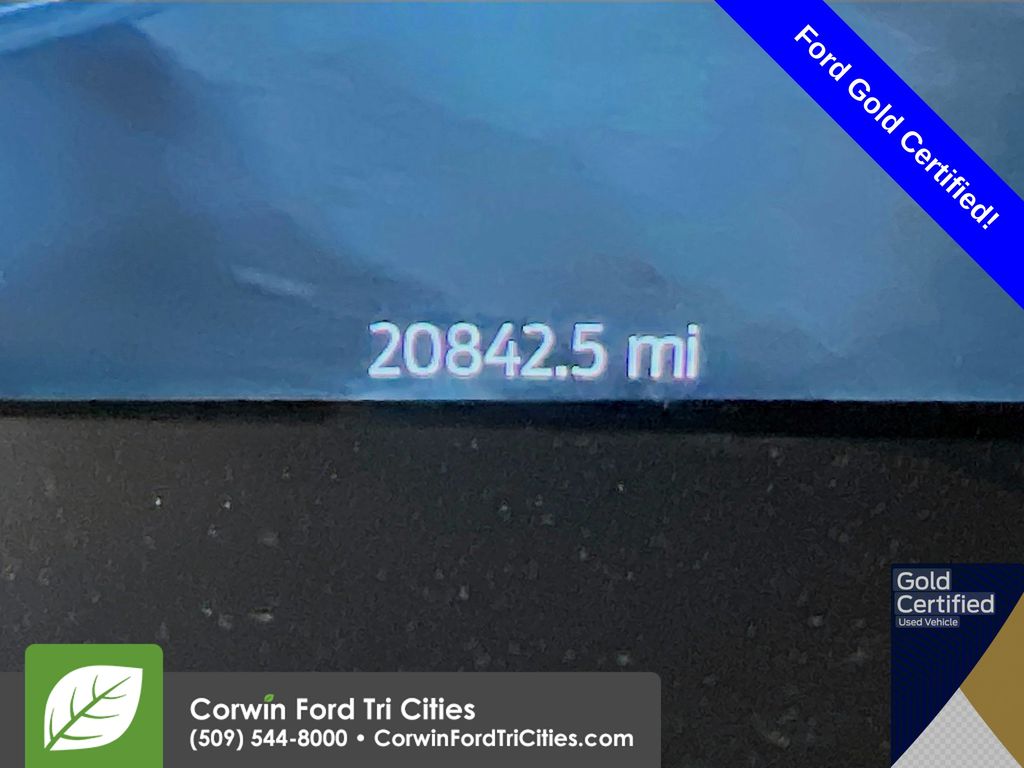 2024 Ford F-150 XLT photo 2