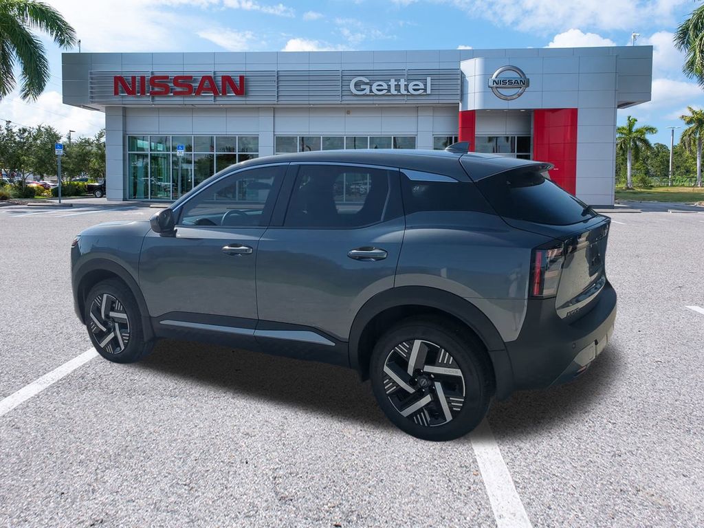 2025 Nissan Kicks SV photo 7