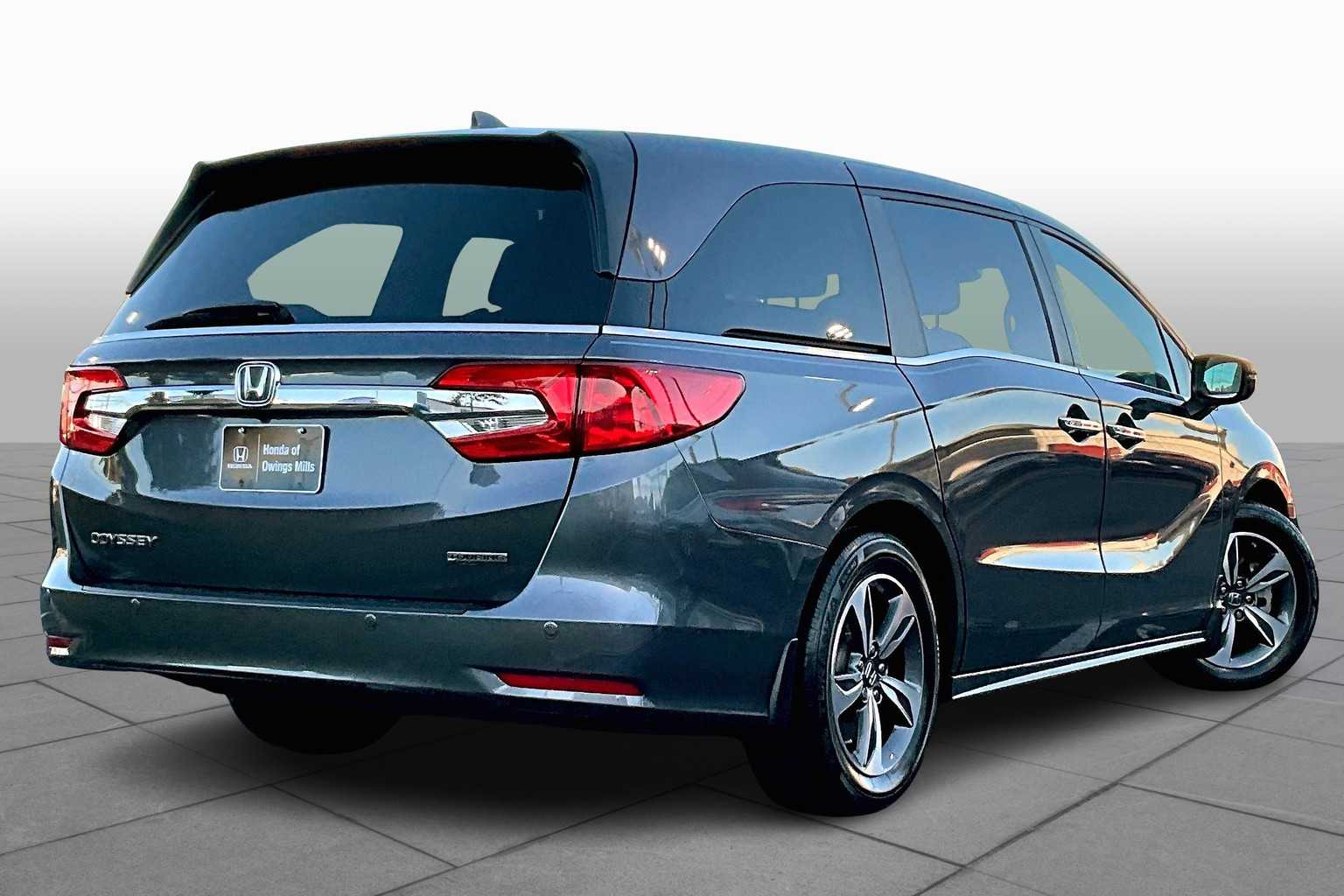 2019 Honda Odyssey Touring photo 12