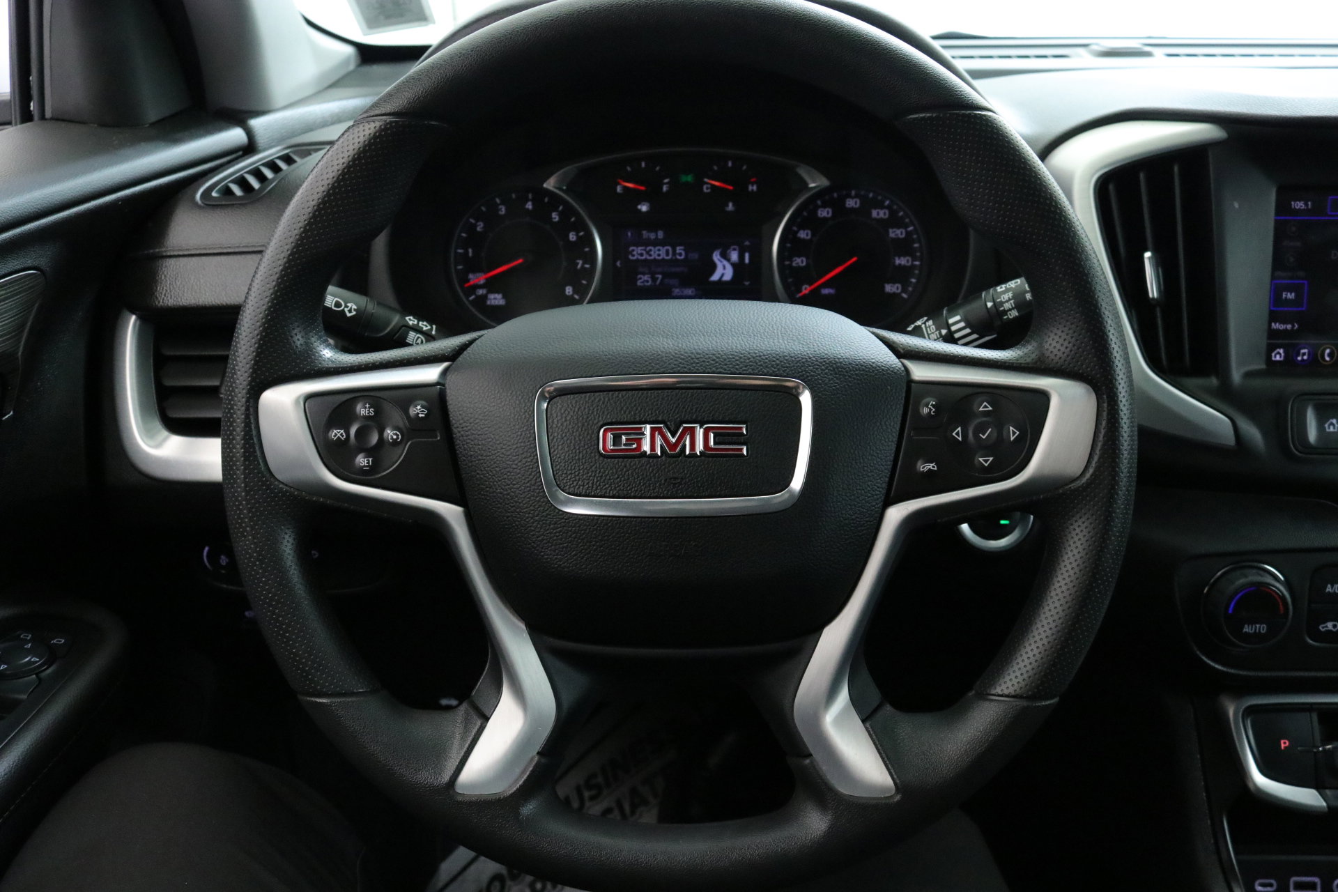 2023 Gmc Terrain SLE photo 9