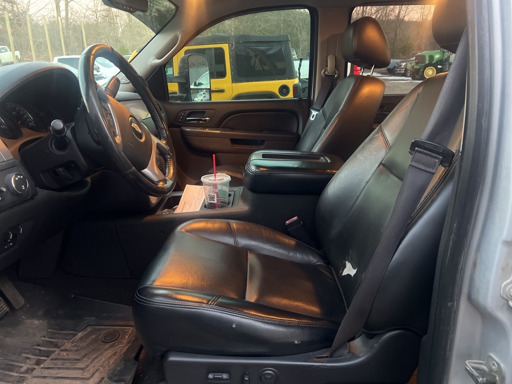 2014 Chevrolet Silverado 2500HD LTZ photo 5