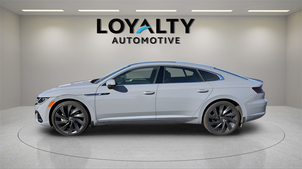 2023 Volkswagen Arteon SEL R-Line photo 2