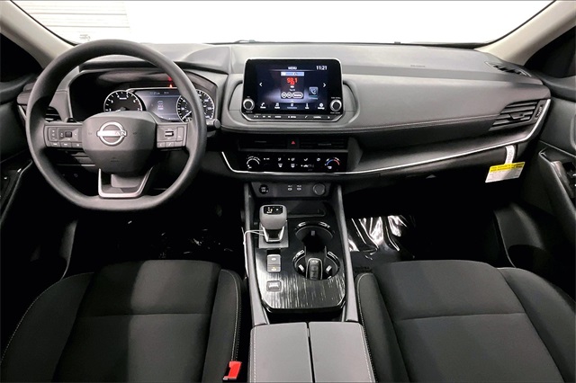 2025 Nissan Rogue S photo 5
