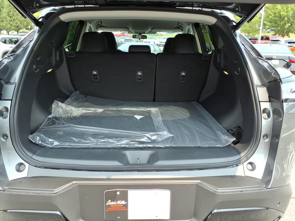 2025 Nissan Murano SV photo 12