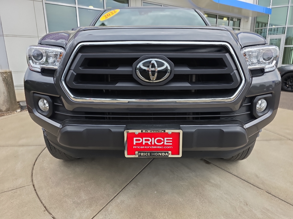 2022 Toyota Tacoma SR5 photo 11