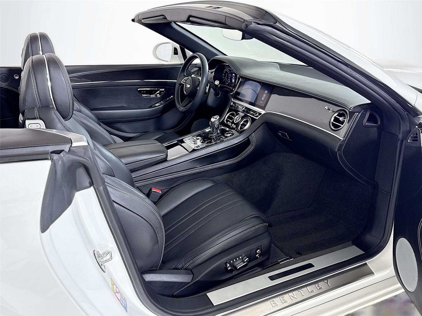 2021 Bentley Continental GT Mulliner photo 23