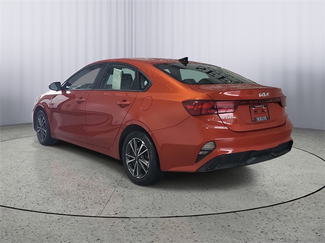 2022 Kia Forte LXS photo 4