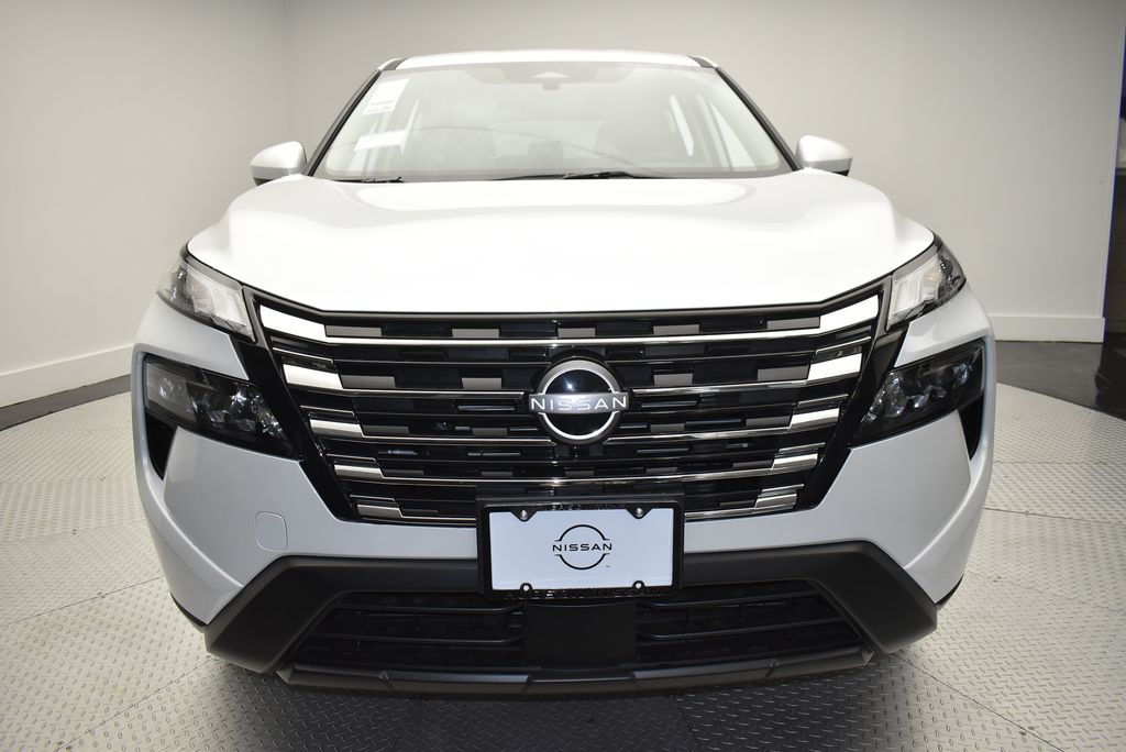 2026 Nissan Rogue SV photo 2