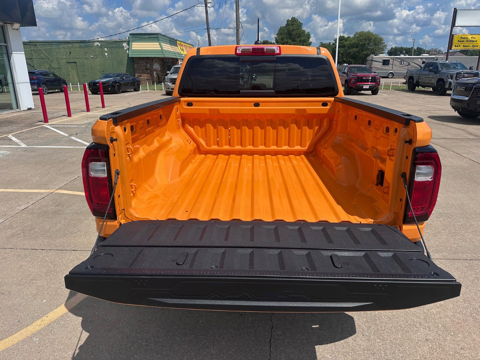 2026 Gmc Canyon AT4 photo 17