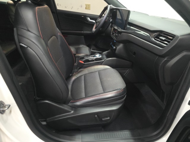 2023 Ford Escape Select photo 3