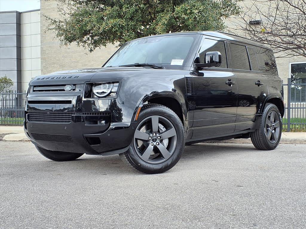 2026 Land Rover Defender X's photo