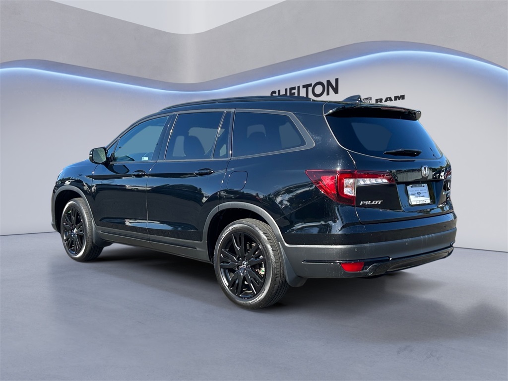 2022 Honda Pilot Black Edition photo 3