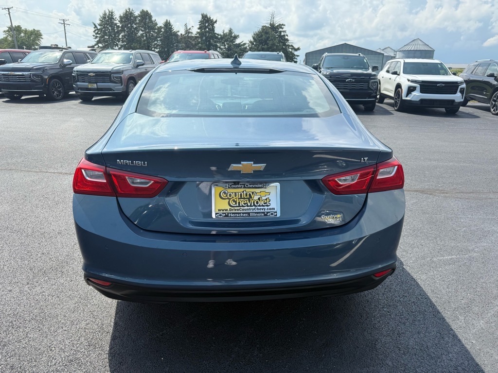 2024 Chevrolet Malibu 1LT photo 4