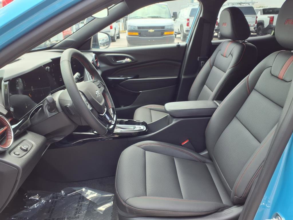 2025 Chevrolet Trax photo 15