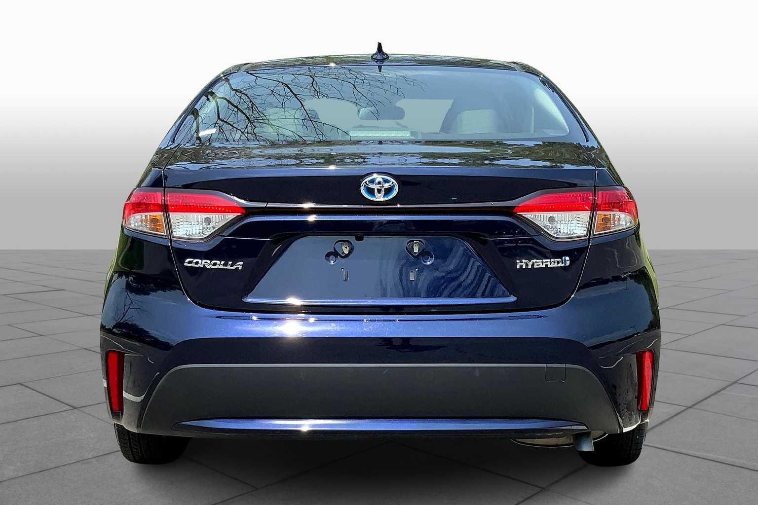2022 Toyota Corolla Hybrid LE photo 4