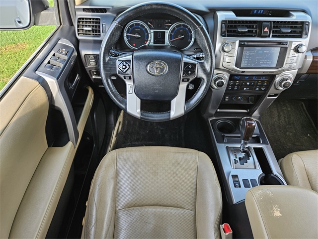 2014 Toyota 4Runner Base photo 11