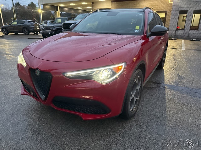 2019 Alfa Romeo Stelvio Sport