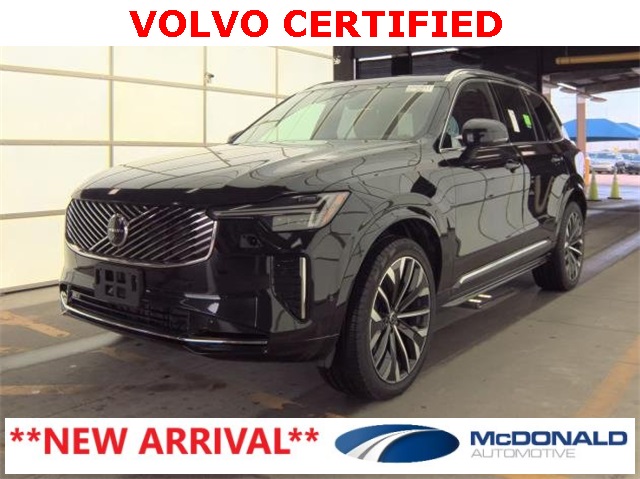 2025 Volvo XC90 Plus's photo