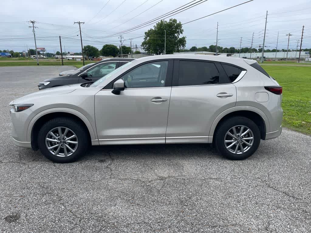 2024 Mazda CX-5 2.5 Select photo 2